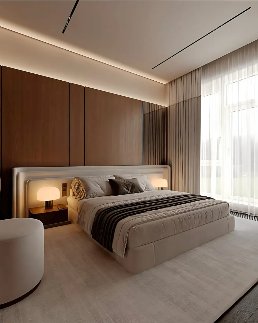 Suite parentale avec tête de lit bois et rangements toute hauteur